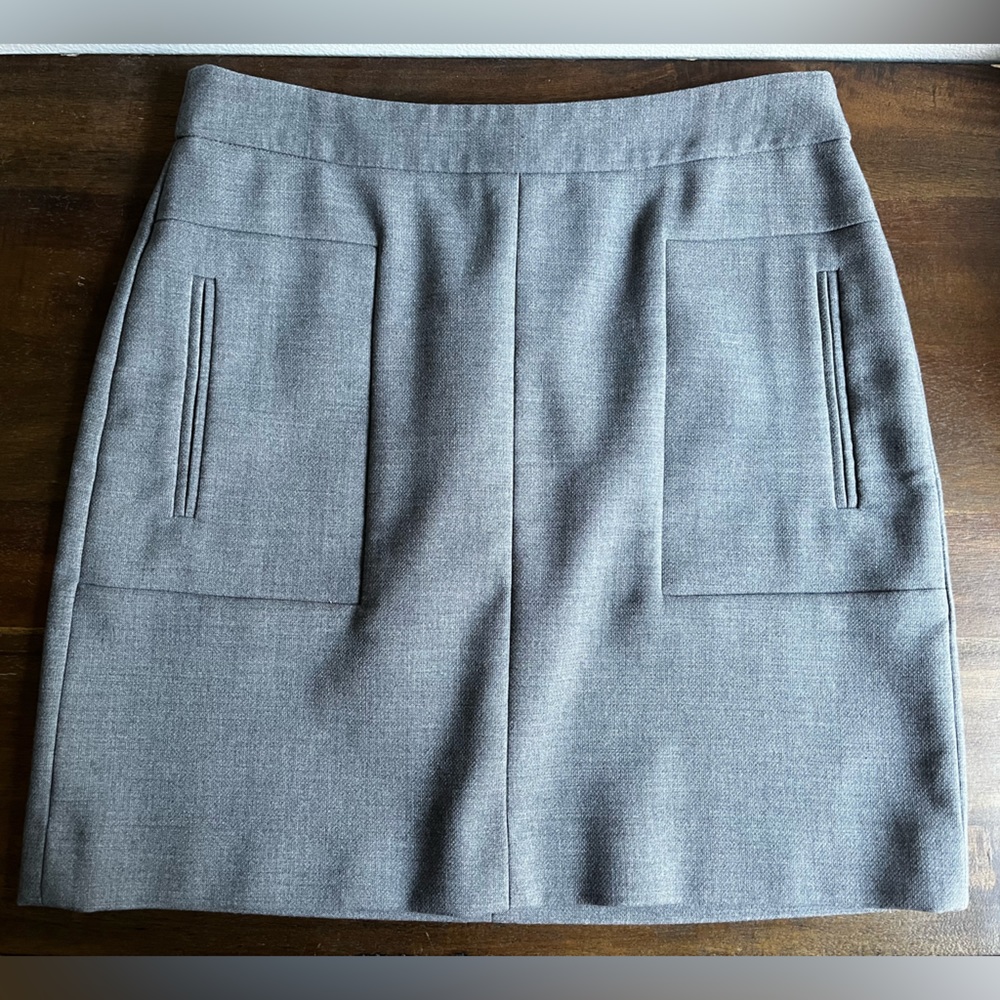 0p LOFT grey mini length skirt